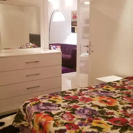 Apartament Modern&Cozy 1 Bedroom Apartment *